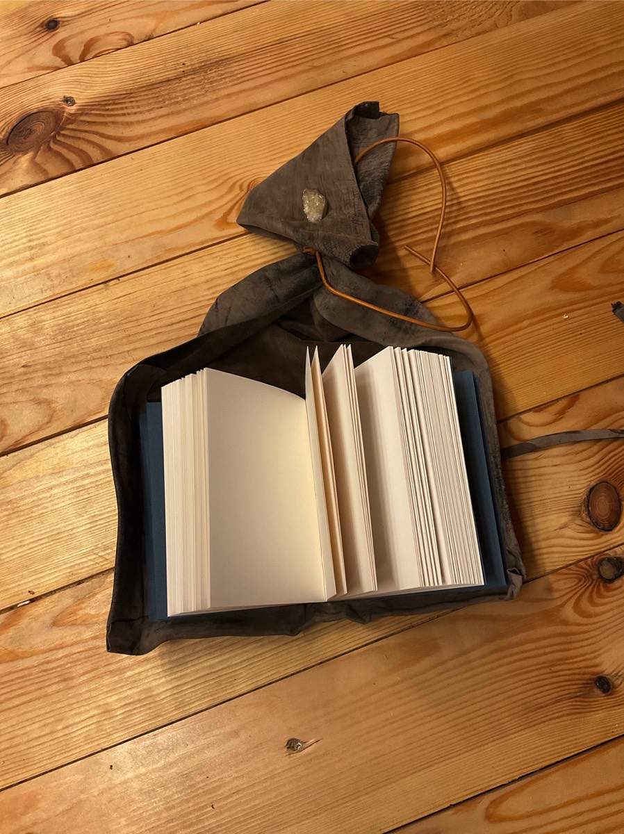 Stacks Image 1243